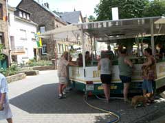 Sabine auf der Hatzenporter Kirmes