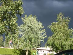 Regenwolken vom Zelt aus gesehen